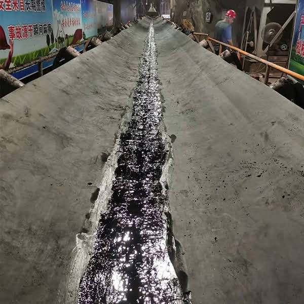 HUAYE-1201 hot-melt adhesive used for conveyor belt repair in mining operation